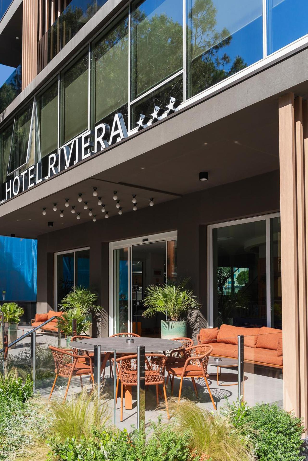 Hotel Riviera B&B Misano Adriatico Exterior foto